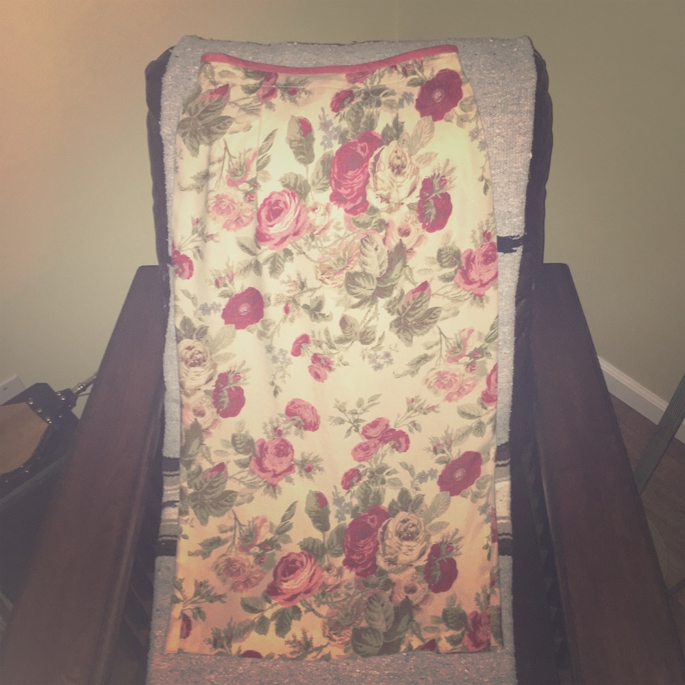 Susan Bristol floral skirt size 4 Vintage